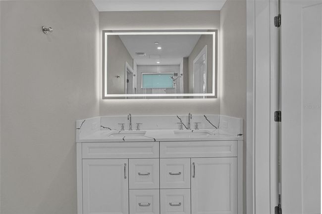 guest bathroom | Image 26