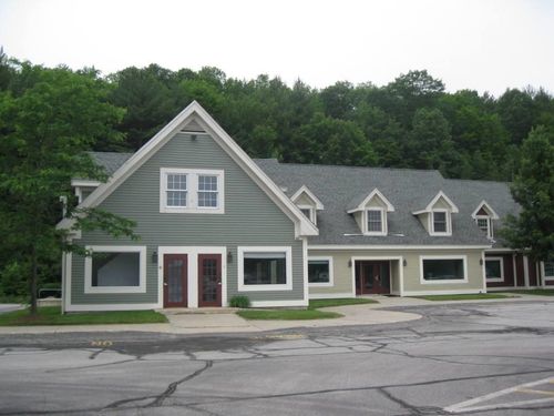ste-10-425 S Stark Hwy, Weare, NH, 03281-5550 | Card Image