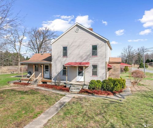 8770 Summerfield Rd, Petersburg, MI, 49270-9736 | Card Image