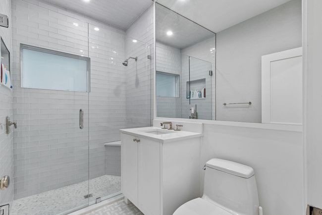 1010 - 311 Cocoanut Row, Condo with 3 bedrooms, 2 bathrooms and null parking in Palm Beach FL | Image 17