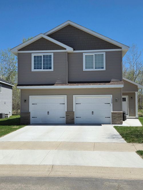 1029 Holton Ave, Brainerd, MN, 56401-6301 | Card Image