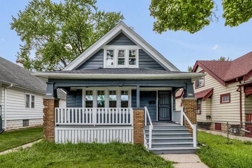 4525 N 28th Street, Milwaukee, WI, 53209 | Card Image