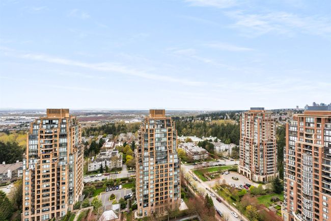 2501 - 6838 Station Hill Drive, Condo with 2 bedrooms, 2 bathrooms and 1 parking in Burnaby BC | Image 30
