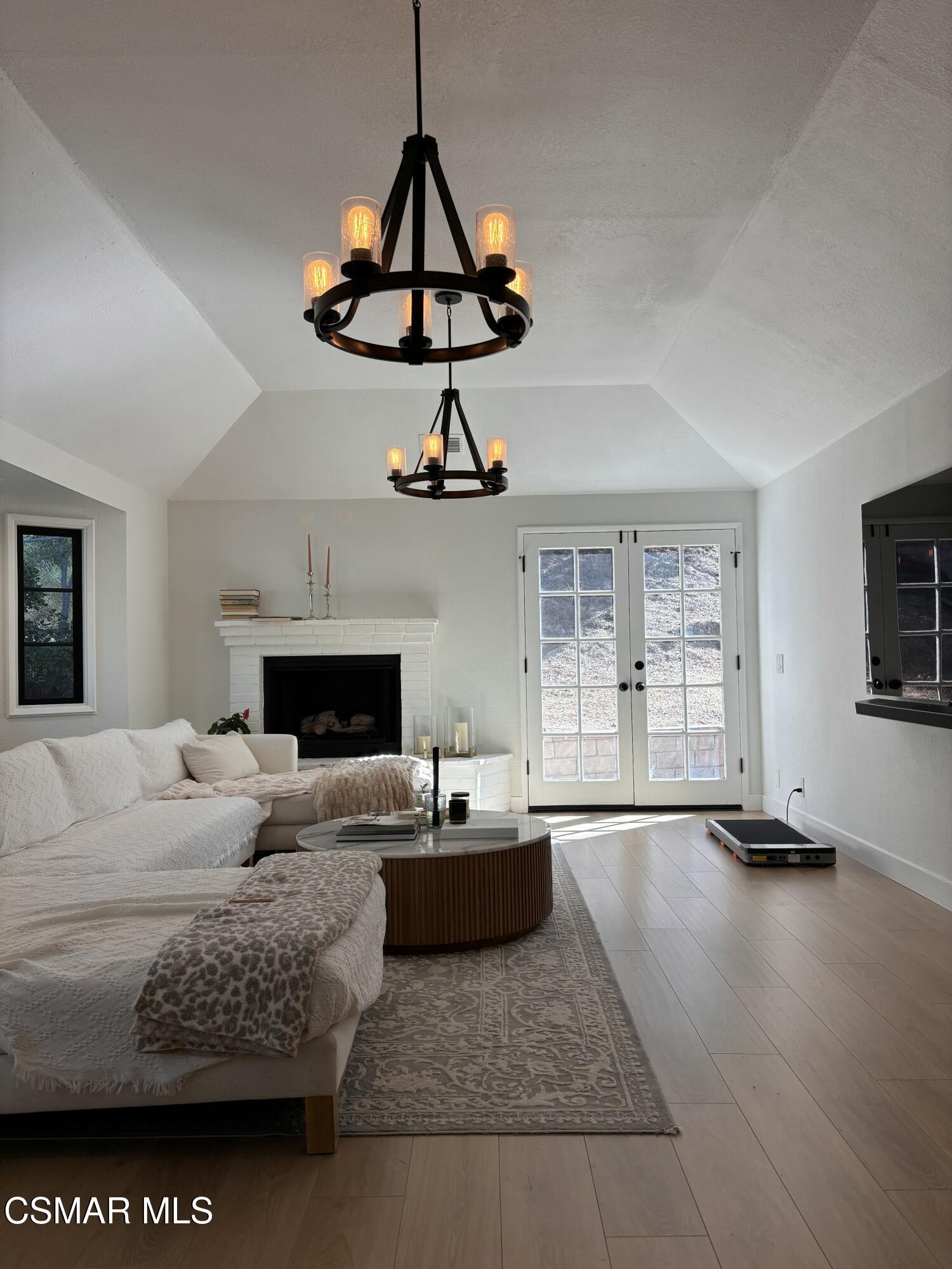 Residential Lease in Canyon Country 2