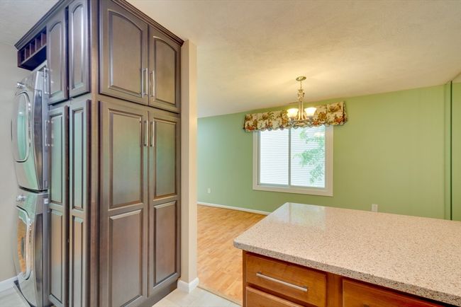 UNIT-4 - 3 Concord Greene, Condo with 2 bedrooms, 2 bathrooms and 1 parking in Concord MA | Image 11