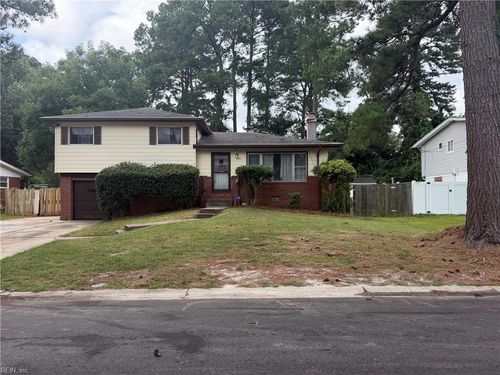 3709 Beacon Ln Lane, Virginia Beach, VA, 23452 | Card Image