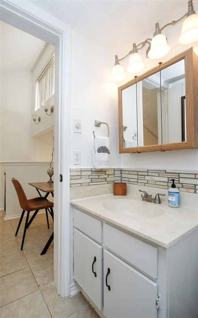 APT-212B - 12900 Walden Rd, Townhouse with 1 bedrooms, 2 bathrooms and null parking in Montgomery TX | Image 19