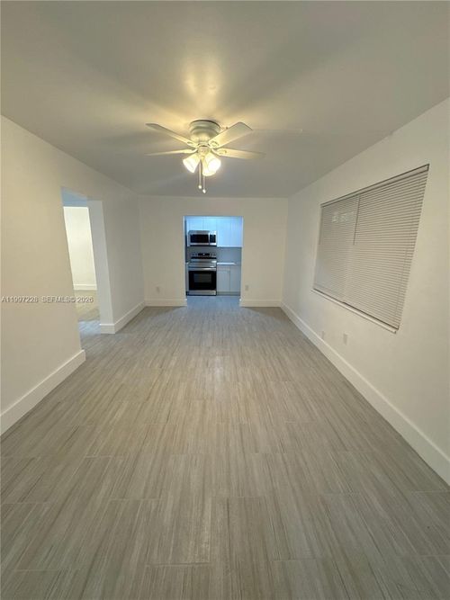 5-649 Sw 7th St, Miami, FL, 33130 | Card Image