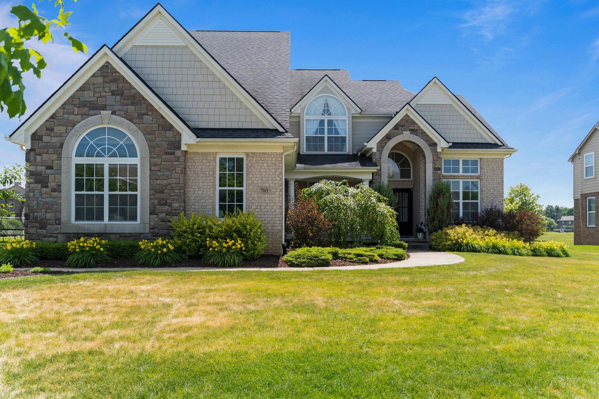 Eagle Ave, Ann Arbor, MI 48103