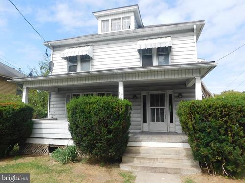 519 E Walnut St, Lewistown, PA, 17044-1518 | Card Image