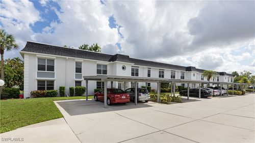 apt-4-6884 Sandtrap Dr, FORT MYERS, FL, 33919-6377 | Card Image