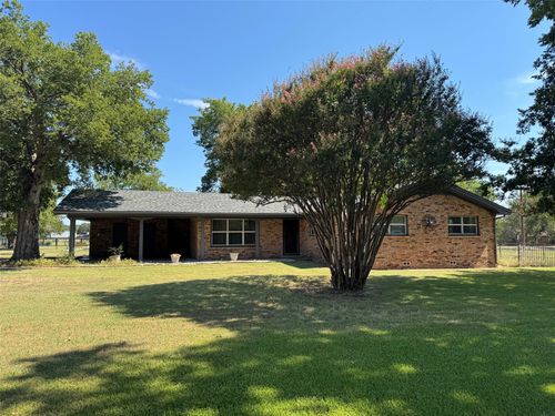 9591 Dripping Springs Rd, Denison, TX, 75021-4381 | Card Image