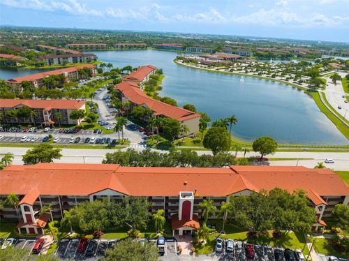 apt-312v-1000 Sw 128th Ter, Pembroke Pines, FL, 33027-1986 | Card Image