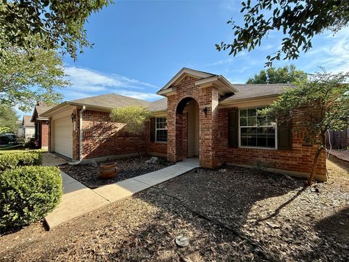 186 Fresno Spgs, Buda, TX, 78610-2758 | Card Image