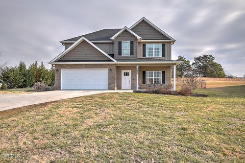 1975 Erwin Hwy, Greeneville, TN, 37745-3618 | Card Image