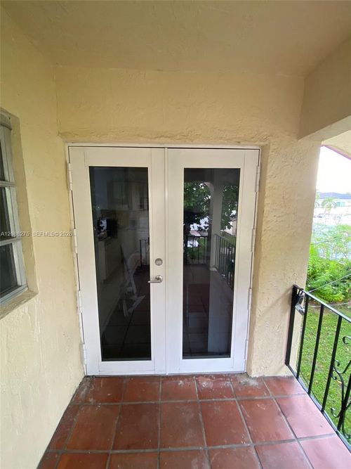0-XXXX E Le Jeune Road, Hialeah, FL, 33010 | Card Image