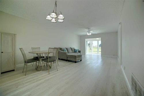 112-1802 Ocean Dr, Boynton Beach, FL, 33426-4271 | Card Image