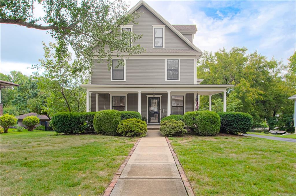 Miller Ave, Liberty, MO 64068