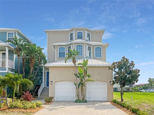 1340 Apollo Beach Blvd S, APOLLO BEACH, FL, 33572-3015 | Card Image