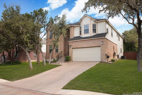 7722 Braun Bnd, San Antonio, TX, 78250-2679 | Card Image