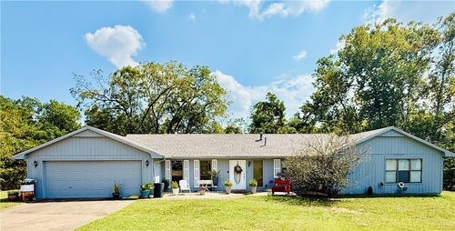 103 Christian Ln, Bentonville, AR, 72712-8951 | Card Image