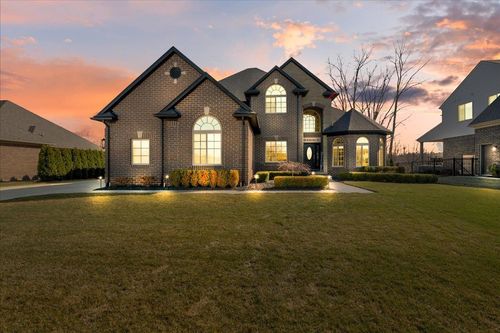 35786 Kilkenny Dr, New Baltimore, MI, 48047-5871 | Card Image