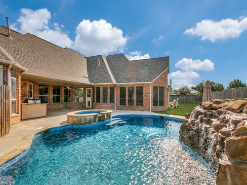 4304 Tree House Ln, Corinth, TX, 76208-5247 | Card Image
