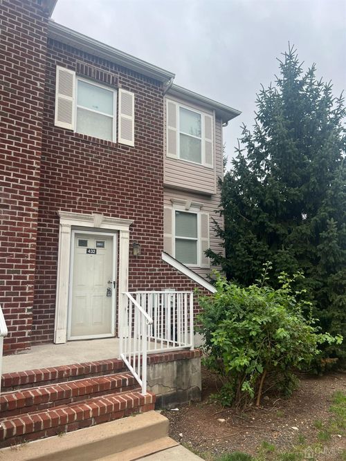 432 Great Beds Ct, Perth Amboy, NJ, 08861-5206 | Card Image