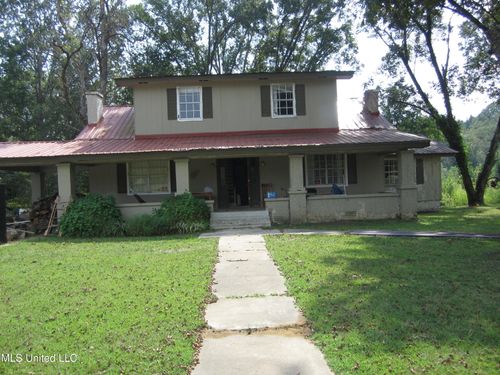 136 N N Guyton Boulevard Boulevard, Blue Mountain, MS, 38610 | Card Image