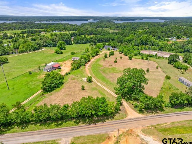 18112 County Road 2142, House other with 3 bedrooms, 3 bathrooms and null parking in Troup TX | Image 42