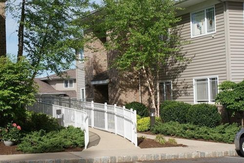 34 Breckenridge Ter, Butler, NJ, 07405-3261 | Card Image