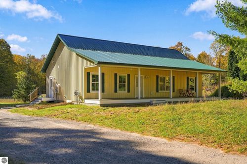 237 W Century Road, Maple City, MI, 49664 | Card Image