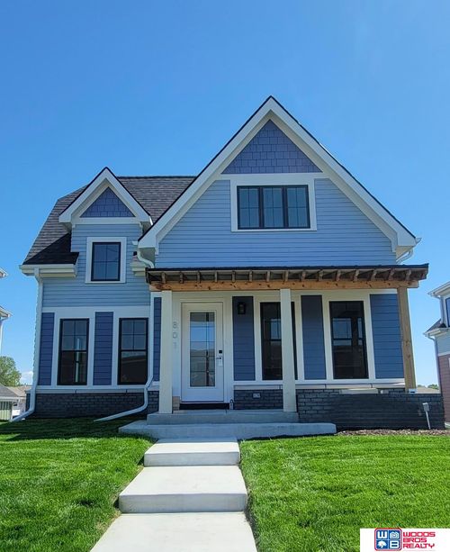 801 Penrose Dr, Lincoln, NE, 68521-8947 | Card Image