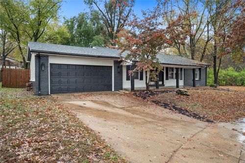 40 Hiddenbrook Drive, Black Jack, MO, 63033 | Card Image