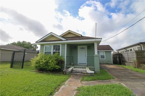 6225 Evelina St, Marrero, LA, 70072-5333 | Card Image