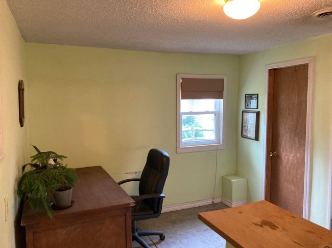220 E Silver St, House other with 1 bedrooms, 2 bathrooms and null parking in Bluffton IN | Image 13