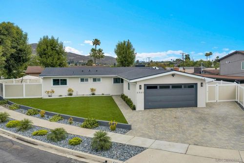 5985 Zora St, La Mesa, CA, 91942-2247 | Card Image