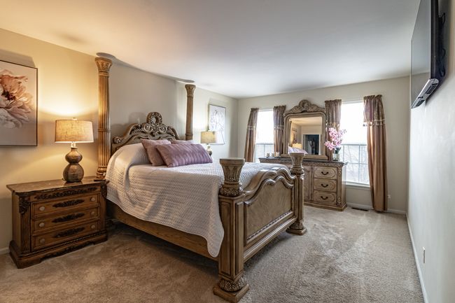 2418 Phillip Dr, House other with 5 bedrooms, 4 bathrooms and 2 parking in Zion IL | Image 19