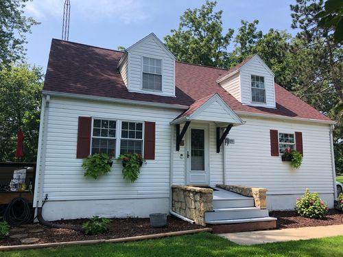 309 S Bridge St, Aroma Park, IL, 60910-1042 | Card Image