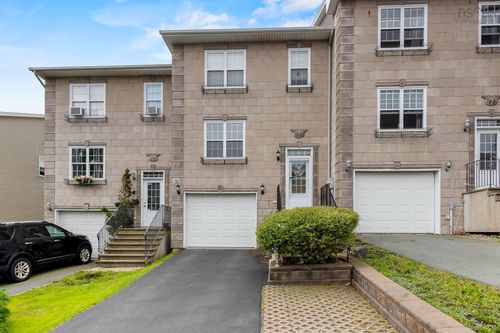 30 Brigadier Crt, Halifax, NS, B3M4Y5 | Card Image