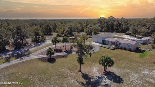 105 Lake Como Dr, Pomona Park, FL, 32181-2403 | Card Image