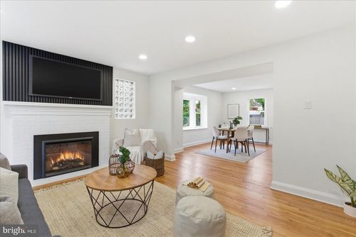 2013 Ramblewood Rd, BALTIMORE, MD, 21239-3219 | Card Image