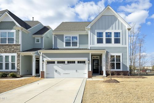 500 Ressler St, Holly Springs, NC, 27540-5812 | Card Image