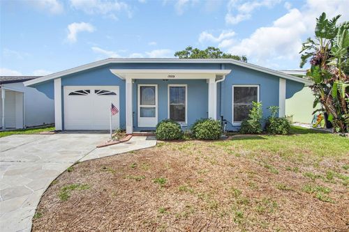1009 Crane Ct, Dunedin, FL, 34698-8205 | Card Image