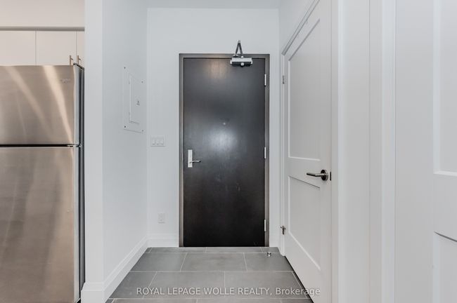 210 - 399 Queen St S, Condo with 1 bedrooms, 1 bathrooms and 1 parking in Kitchener ON | Image 9