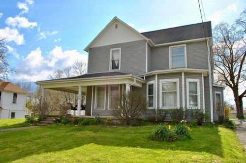 129 W Columbus St, Mount Sterling, OH, 43143-1239 | Card Image