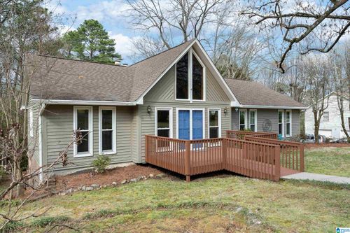 261 Shenandoah Dr, HOOVER, AL, 35226-1514 | Card Image