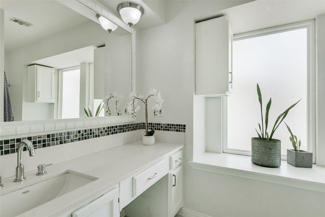 4015 Alexandria Dr, House other with 3 bedrooms, 2 bathrooms and 2 parking in Austin TX | Image 13