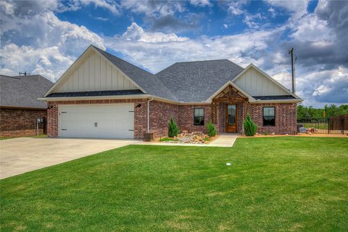 326 Koby Cir, Sulphur Springs, TX, 75482-7817 | Card Image