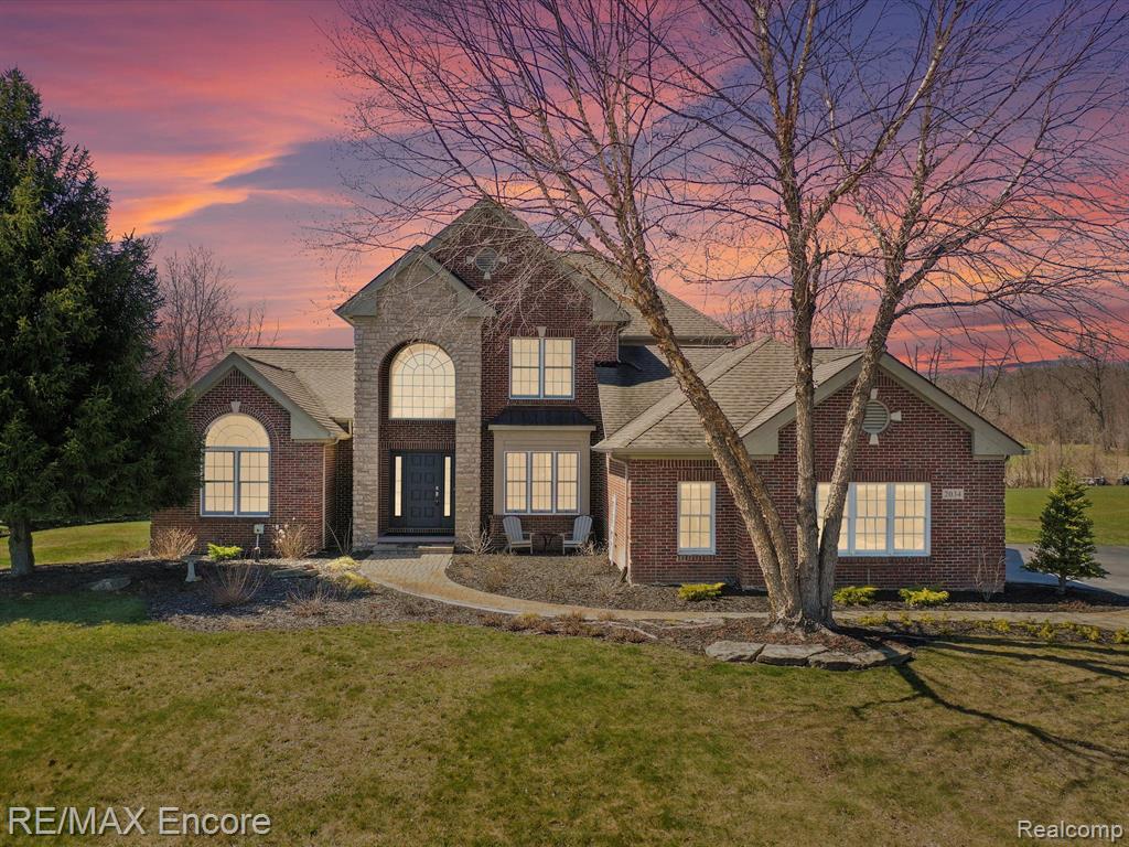 2034 Shane, Sold in Addison Twp Zoocasa